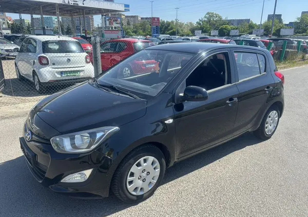 samochody osobowe Hyundai i20 cena 16900 przebieg: 194000, rok produkcji 2012 z Szczecin